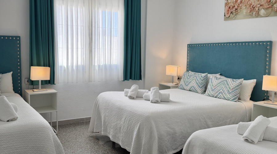 Habitación cuádruple  2 camas dobles  